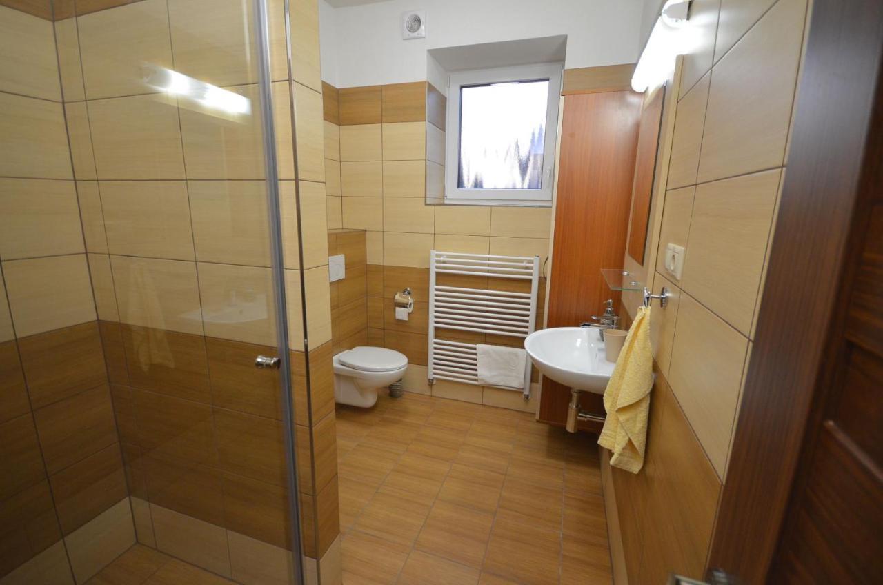 Apartmány Best I. Bešeňová Besenova Exterior foto