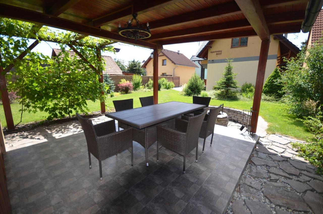 Apartmány Best I. Bešeňová Besenova Exterior foto