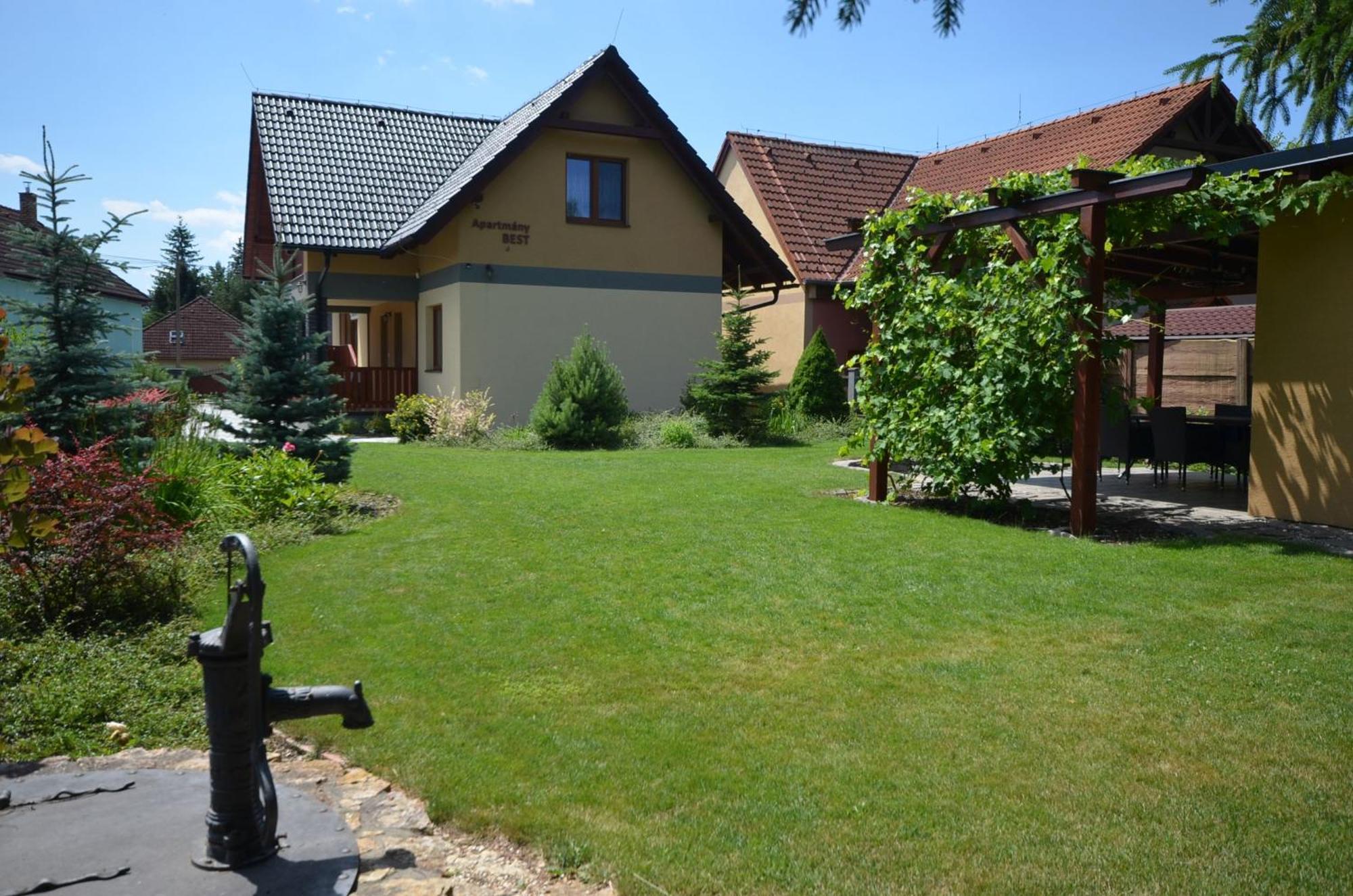 Apartmány Best I. Bešeňová Besenova Exterior foto